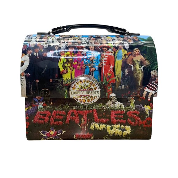 The Beatles Colorful Metal Sgt. Pepper’s Lonely Hearts Club Retro Lunch Box - Picture 3 of 7